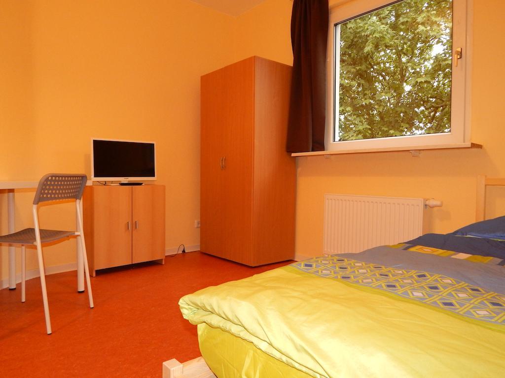 Home At Friends - City - Zu Hause Bei Freunden Dortmund Extérieur photo